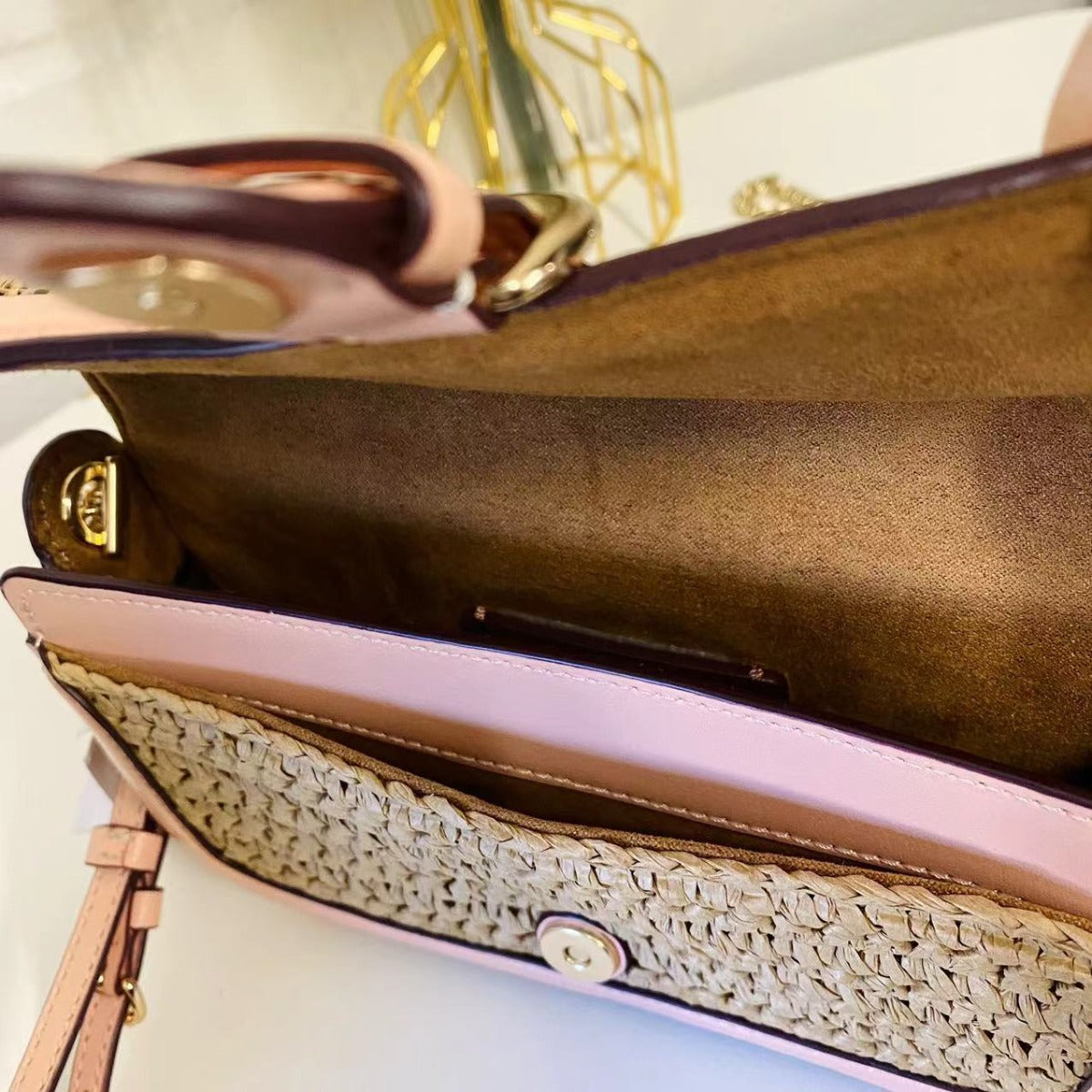 Coach C9925 Kleo Crossbody In Gold/Natural/Faded Blush Coach C9925 Kleo Crossbody In Gold/Natural/Faded Blush